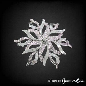 Vintage GERRY's Textured Dome Openwork Flower Silver Tone Brooch